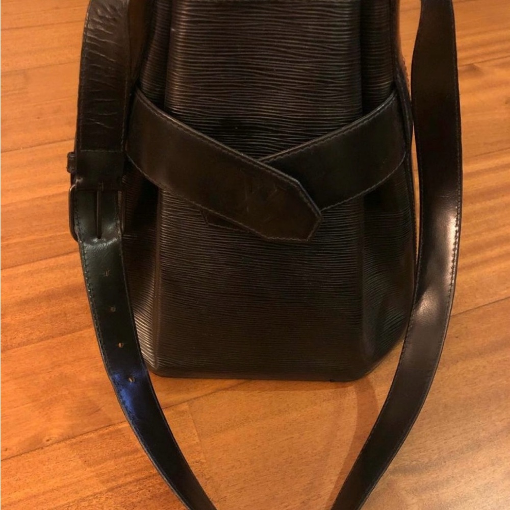 Louis Vuitton Epi Sac Paul Black Leather Shoulder Bag